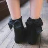 Kinky Cloth Candy Color Bow Knot Socks