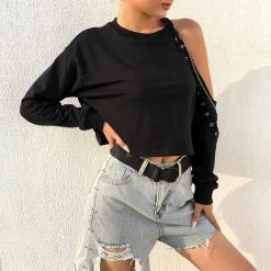 Kinky Cloth Chain Cold Shoulder Crop Top