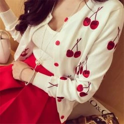 Kinky Cloth Cherry Embroidery Knitted Cardigan