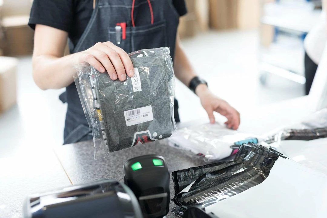 Kinky Cloth Top & Tees Custom Crop Top 7 Kinky Cloth Top & Tees Custom Crop Top