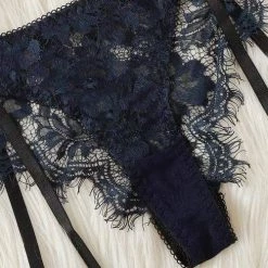 Spocket Eyelash Lace Garter Lingerie Set