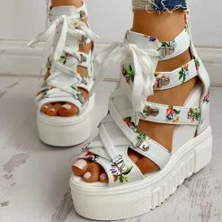 Kinky Cloth Floral High Wedge Heels