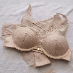 Kinky Cloth Lingerie & Panties Front Closure Push Up Bra Lace Set