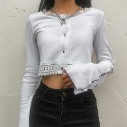 Kinky Cloth Top & Tees Lace Patchwork Open Sleeve Crop Top