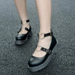 Kinky Cloth Lolita Heart Shoes