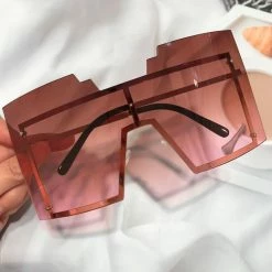 Kinky Cloth Oversized Square Sunglasses