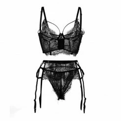 Kinky Cloth Plus Size Floral Lace Garter Lingerie Set