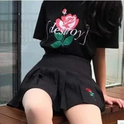 Kinky Cloth Rose Embroidered Skirt Skirts